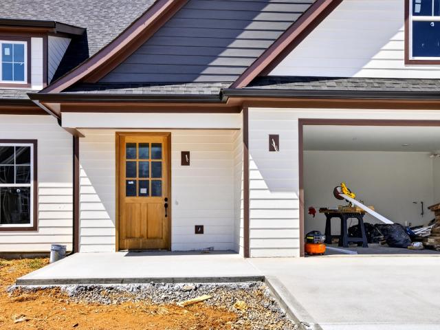 31 Arthur Lane NW