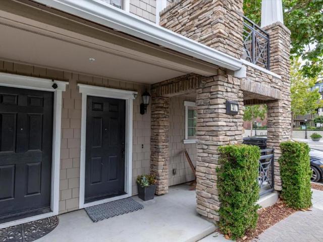 31 Artisan Way