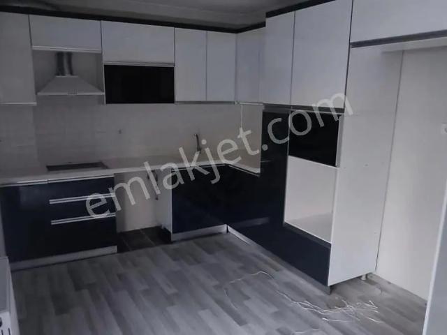 3+1 Bağımsız Salon Ebeveyn Banyolu Asansörlü Kiralık Daire Yıldız Emlak'tan