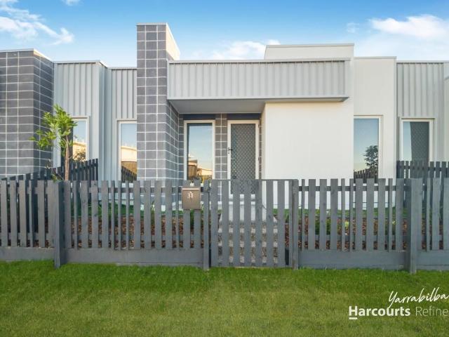 31 Basalt Drive, YARRABILBA, QLD 4207