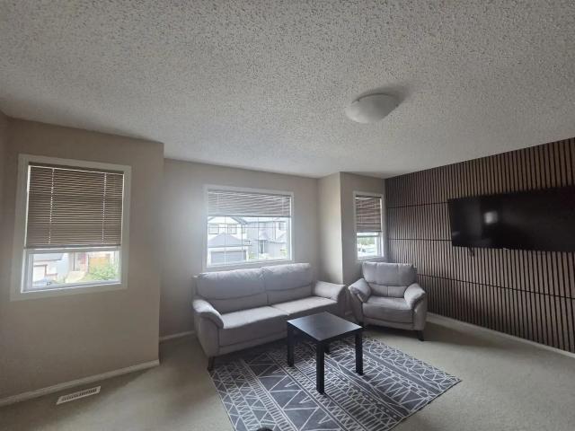 3+1 bedroom beautiful furnished house