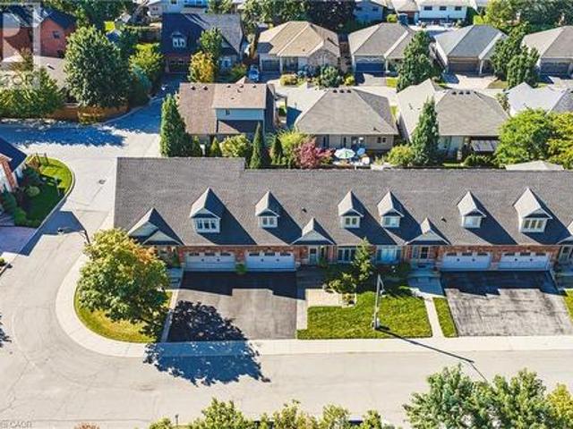 31 Book Road Unit# 44, Grimsby, ON, L3M 2M3 house for sale | Listing ID 40864 | Royal LePage