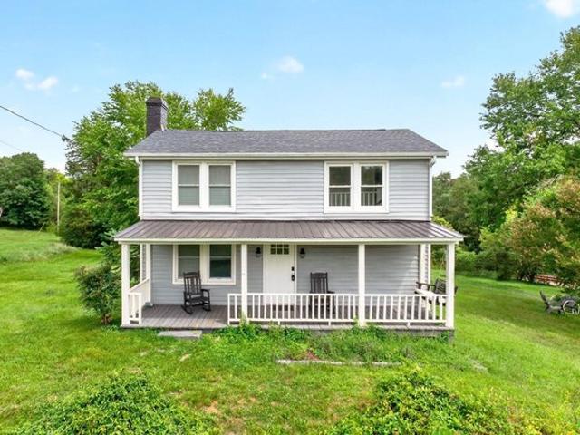 31 Capell Ln, Norwood, VA 24581