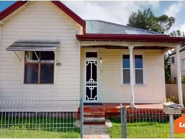 31 Carrington Parade, New Lambton House for rent Listed by Le.