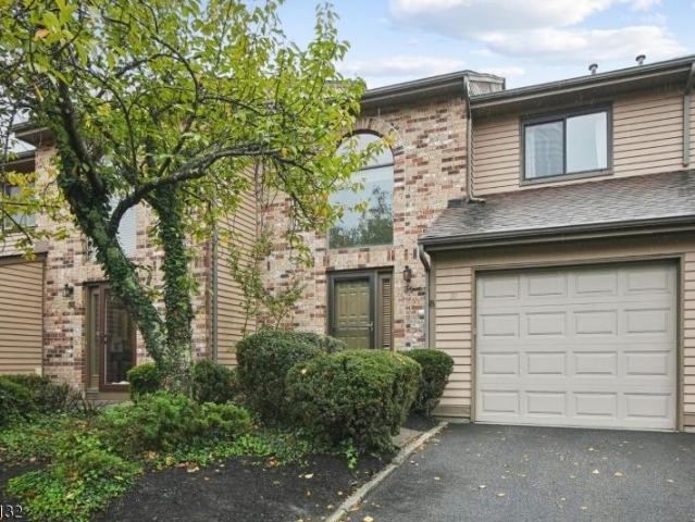 31 Castle Ridge Dr, East Hanover Twp. Us, nj