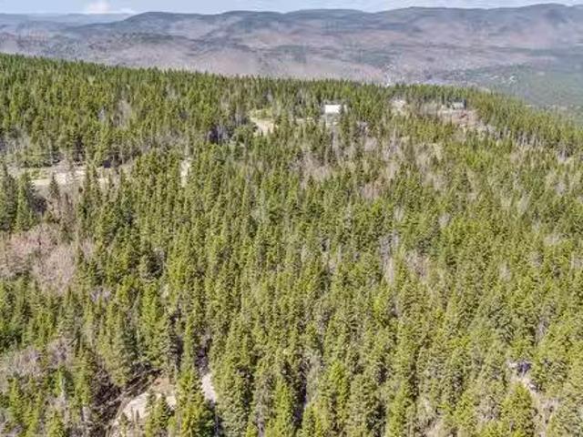 31 Ch. Du Moulin, Lac Beauport, QC, G3B 0C9 vacant land for.