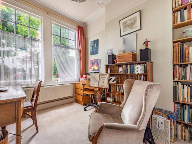31 Chestnut Road, West Dulwich, London, SE27 9EZ, United Kingdom | 4 bed duplex for rent #140225389 | Rentberry
