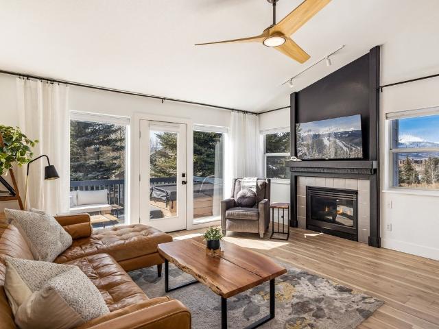 31 Corinthian Cir, Dillon, CO 80435 | MLS #S1067