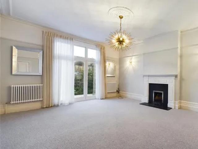 31 Courtfield Gardens, London, W13 0EY, United Kingdom | 5 bed duplex for rent #137998978 | Rentberry