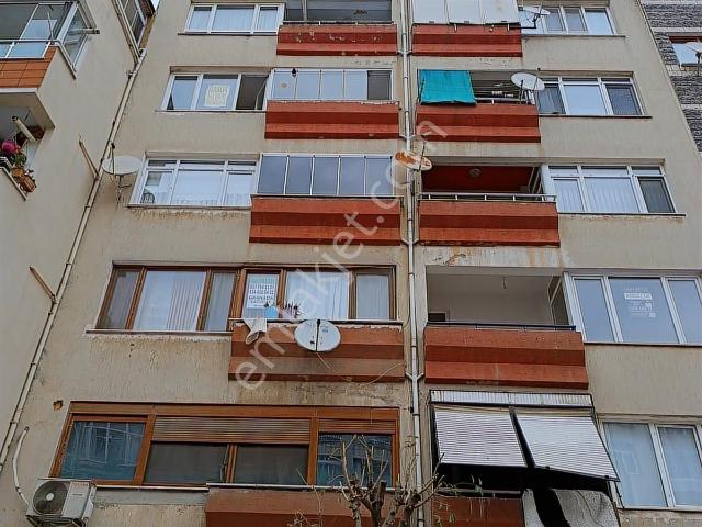 3+1 Den 2+1 ' E Çevrilmiş Arakat Asansörlü Şehrin Göbeğinde
