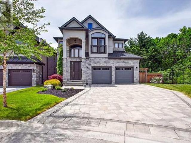 31 Dorr Court, Hamilton, ON, L9K 0H4 house for sale | Listing ID X13421 | Royal LePage
