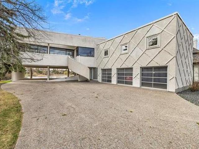 31 Dumbarton Blvd, Winnipeg, MB, R3P 2C7 Luxury House for sale | Listing ID 202610 | Royal LePage Carriage Trade Luxury Properties