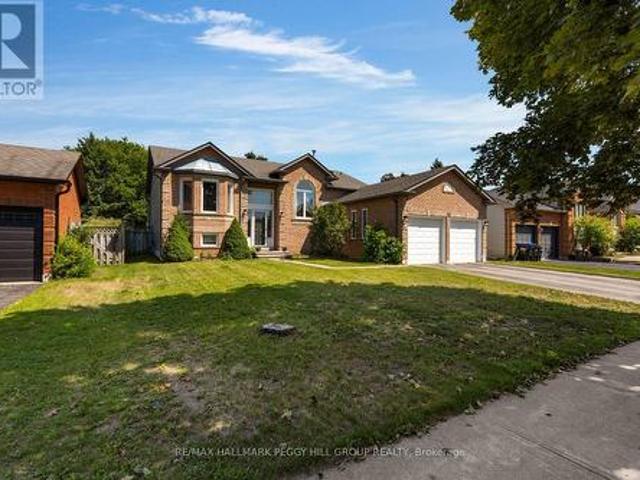 31 Edenbridge Drive, Essa, ON, L3W 0K7 house for sale | Listing ID N13658 | Royal LePage