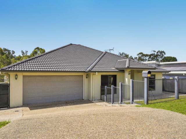 31 Emerald Crescent