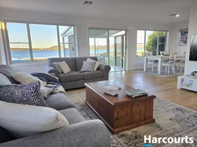 31 Foreshore Road, KELSO, TAS 7270 House for Rent