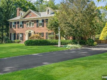 31 Forest Drive