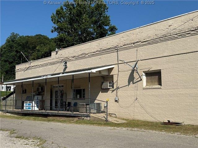 31 Fork Creek Rd, Nellis, WV 25142