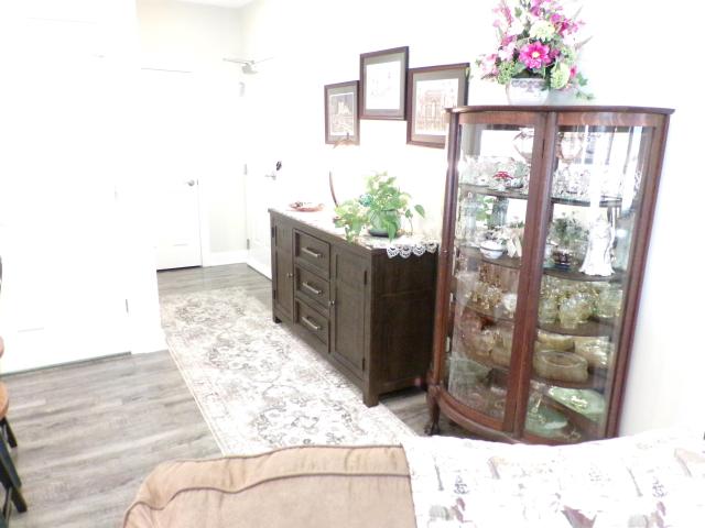 31 gables east way 401