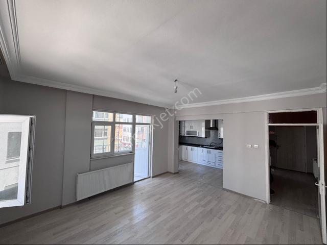 3+1 Geniş Kiralık Daire