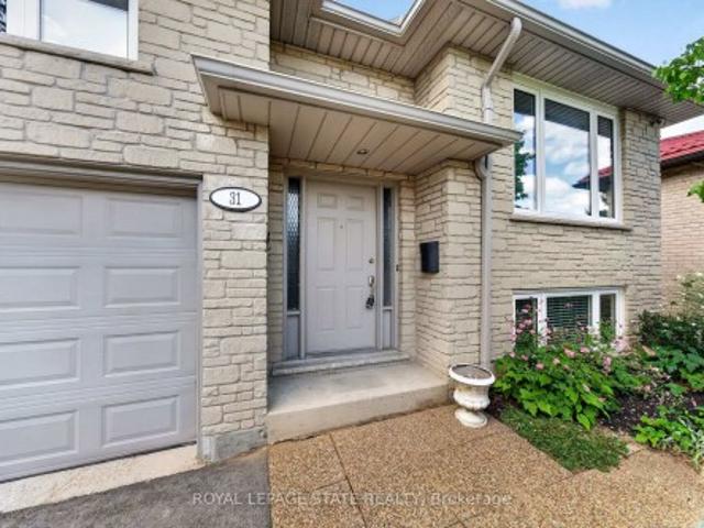 31 Gilcrest Street, Hamilton, ON, L9C 7G9 house for sale | Listing ID X14110 | Royal LePage