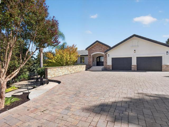 31 Hidden Hills Pl