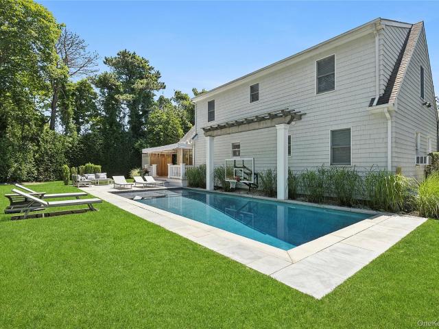 31 Highland Rd, Southampton, NY 11968 | MLS #949796