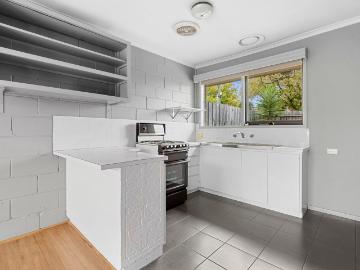 3/1 Holyrood Avenue, Newtown VIC, Australia