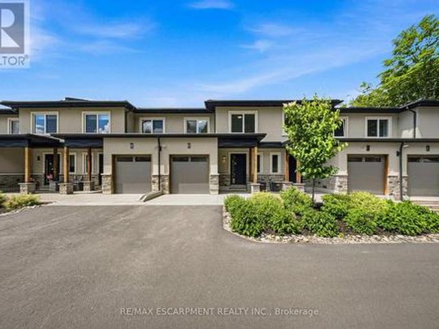 31 Horizon Lane, Huntsville, ON, P1H 1V5 townhouse for sale | Listing ID X13569 | Royal LePage