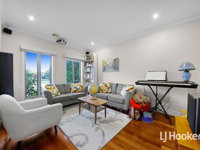 31 Hyde Park Terrace, Point Cook VIC, Belconnen