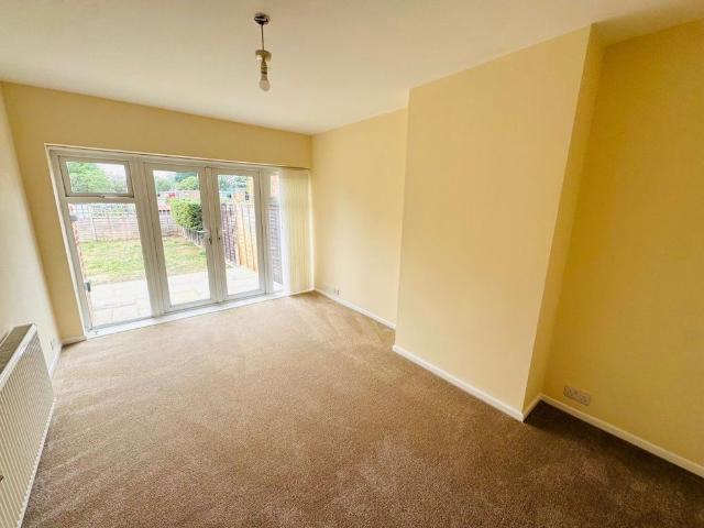 31, Ingledene Close