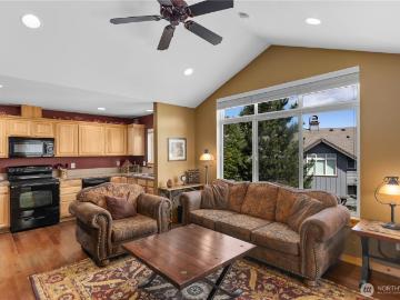 31 Keystone Lane # 2