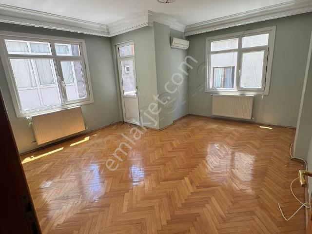 3+1 Klimalı Asansörlü Geniş Ferah Kullanım Kiralık Daire