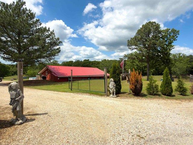 31 Liberty Hill Cir, Hardy, AR 72542
