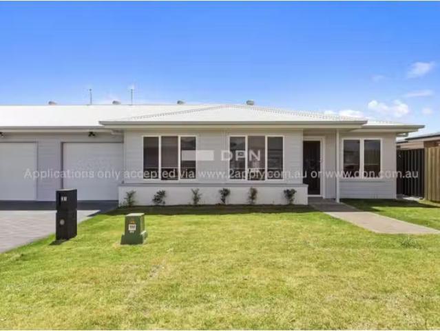 31 Lilac Avenue, LOCHINVAR House for rent Listed by Marg Mago.