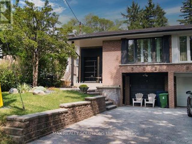 31 Lochinvar Crescent, Toronto, ON, M3A 3J9 house for sale | Listing ID C13708 | Royal LePage