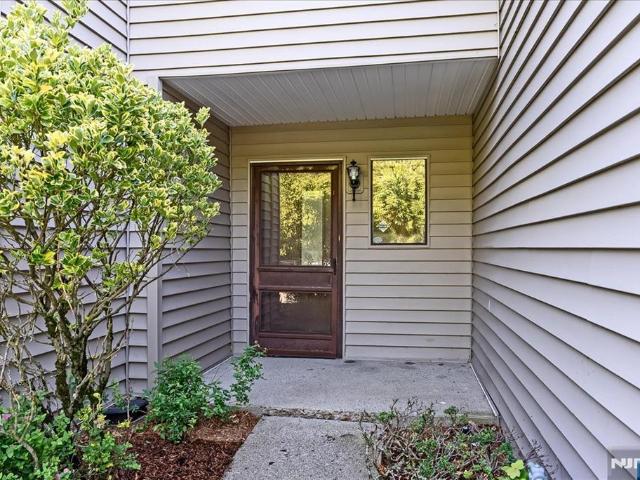 31 Lockley Court