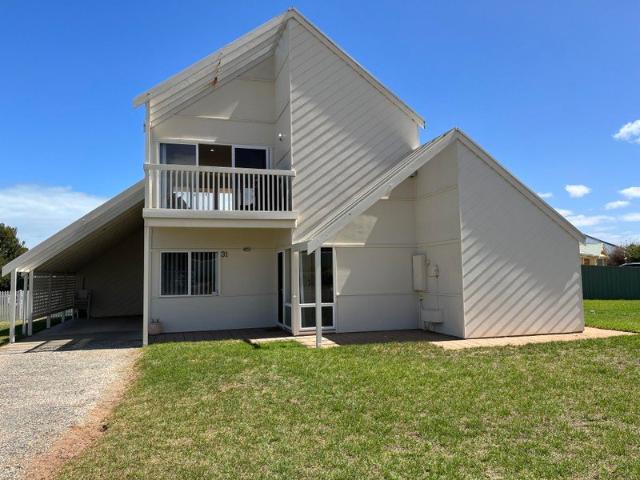 31 McLeod Road, Middleton