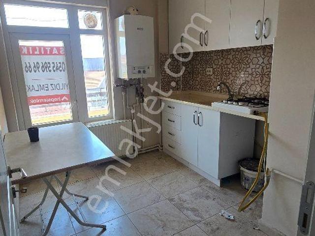 3+1 Manzaralı Üst Kat Satılık Daire Yıldız Emlak'tan