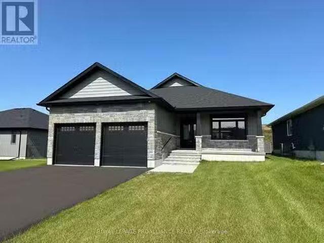31 Mackenzie John Crescent, Brighton, ON, K0K 1H0 house for.