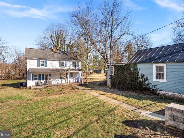 31 Main St, Round Hill, VA 20141 | MLS #VALO2117