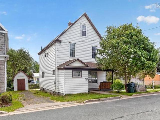 31 Marconi Street, Glace Bay, NS, B1A 2P4 house for sale | Listing ID 202622 | Royal LePage