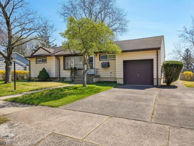31 Michael Dr