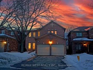 31 Mulholland Drive, Vaughan, ON, L4J 7T7 house for sale | Listing ID N12854 | Royal LePage