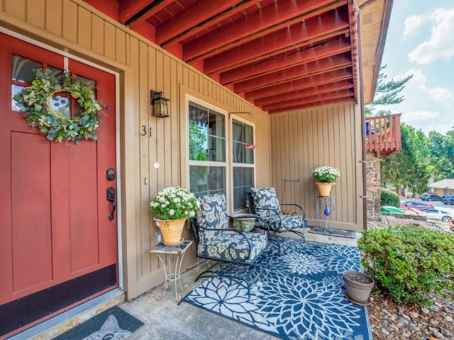 31 Nantucket Drive