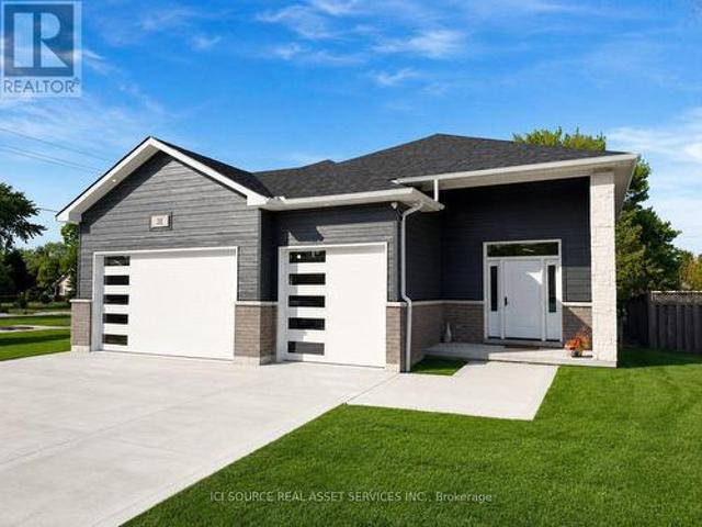 31 Notre Dame Street, Chatham Kent, ON, N0P 1Z0 house for sale | Listing ID X13554 | Royal LePage