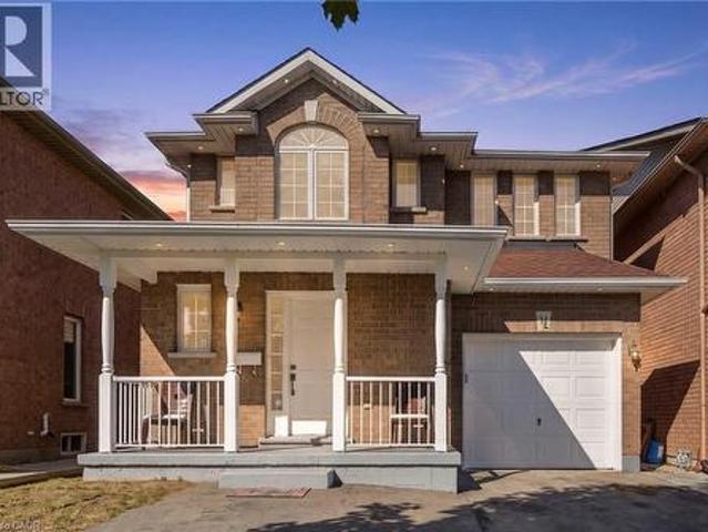 31 Peachwood Crescent, Stoney Creek, ON, L8E 5Z7 house for sale | Listing ID 40866 | Royal LePage