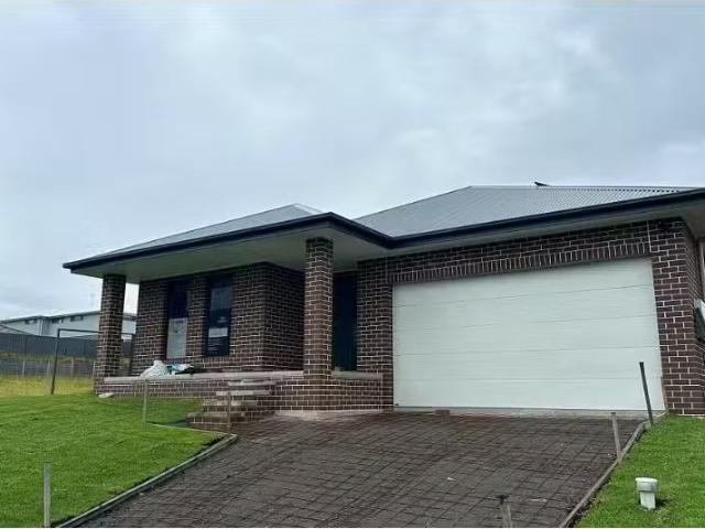 31 Pear Street, Gillieston Heights House for rent Listed by T.