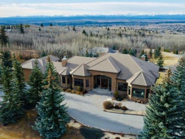 31 Pinnacle Ridge Drive Sw, Rural Rocky View County, AB, T3Z 3N7 house for sale | Listing ID A2269 | Royal LePage