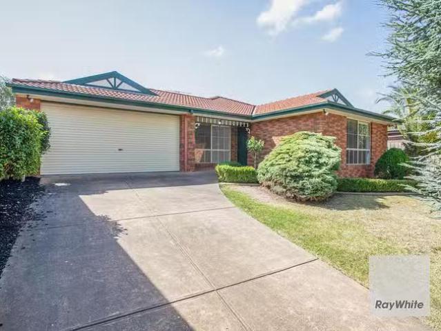 31 Queens Parade, Hillside, VIC 3037