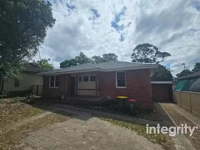 31 Quiberon Street, Nowra, NSW 2541